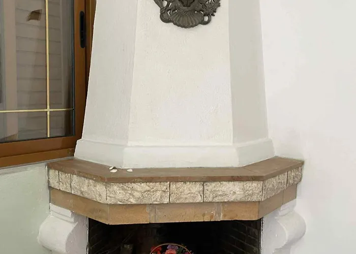 Joal Gasthuis Përmet
