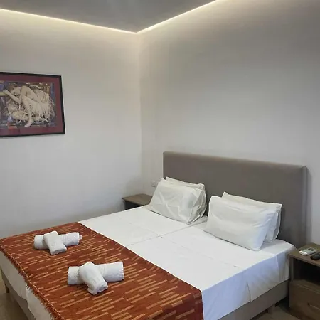 Joal بيت ضيافة Përmet