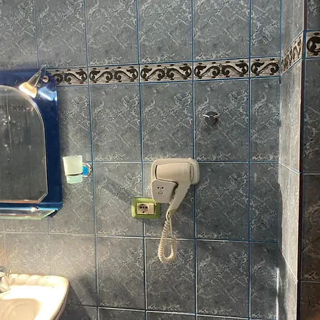 Joal بيت ضيافة Përmet